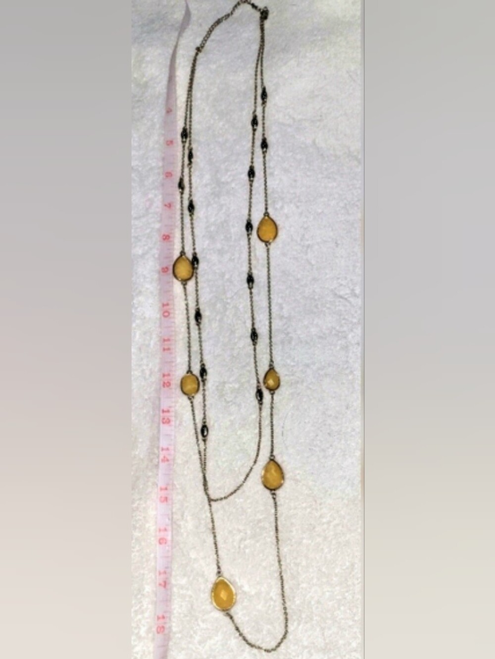 (18")🆕️📿🌟Banana Republic🌟 Double Layered Goldtone Lucite Necklace📿